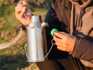 Lille Kelly Kettle til kogning af vand på vandreture