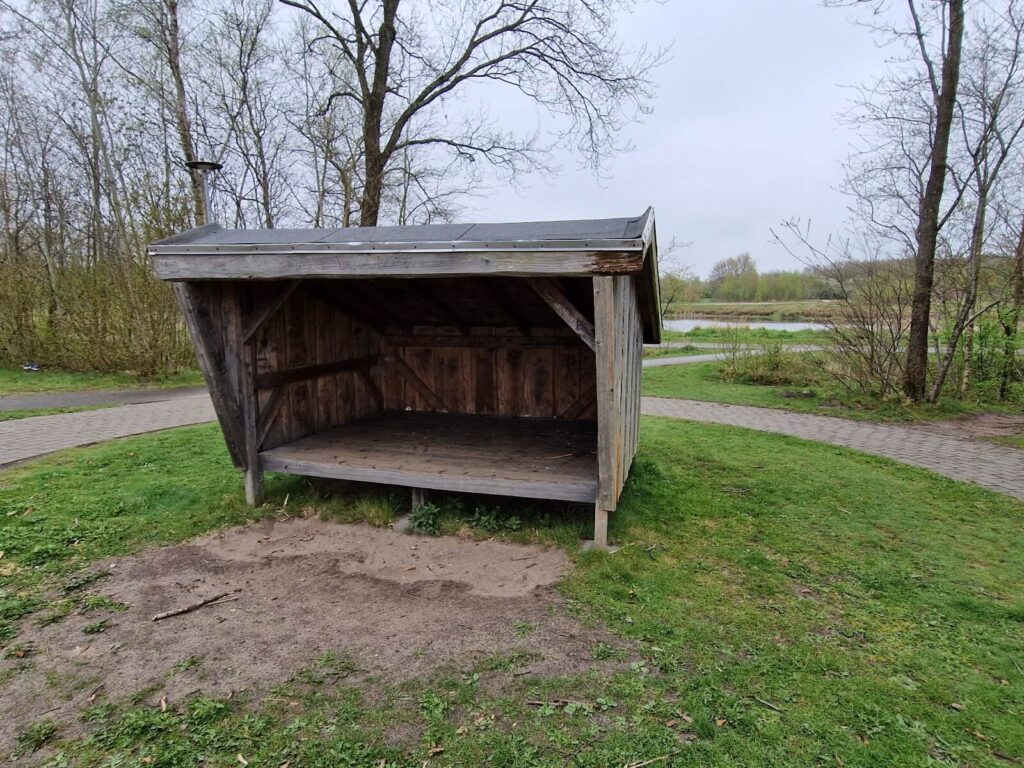 Shelter ved Lindbjergskolen i Hammerum