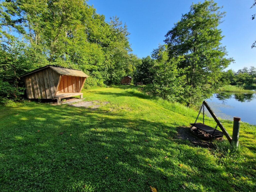 Shelterplads ved Sinding Lystfiskersø